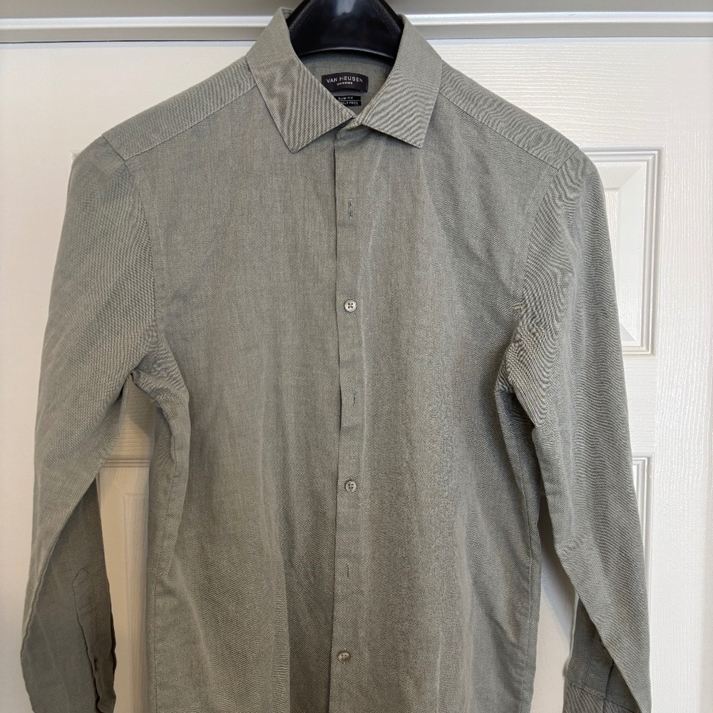 Van Heusen Chrome Button-Down Dress Shirt